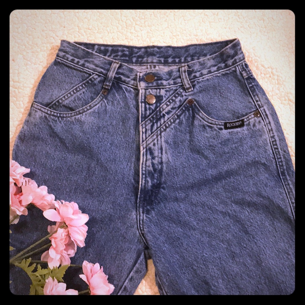 ✨High waisted dark blue jeans from Rocky Mountain✨